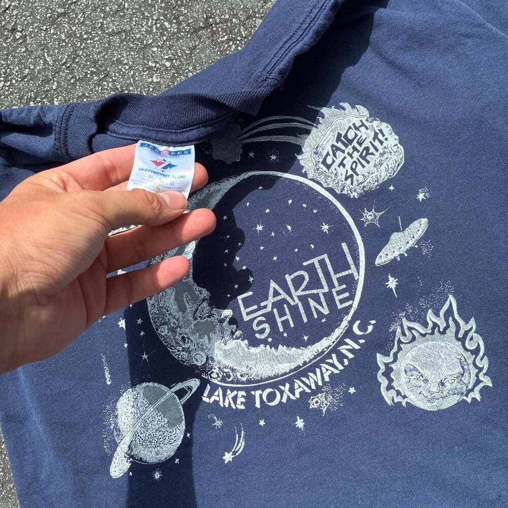 Vintage Jerzees Earth Shine Lake Toxaway NC Celestial Graphic T-Shirt - Picture 2 of 2